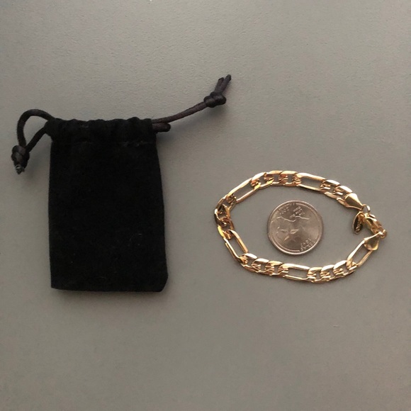 Other - Gold plated 24k Diamond cut bracelet with pouch